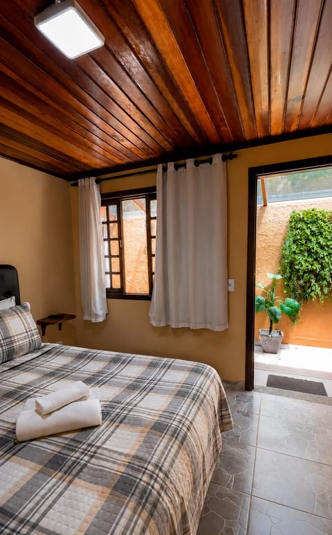 Forest View Suite, Photo 4 of 6